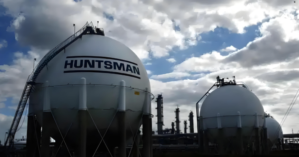 添盈聚富 重组升级! 化工巨头计划全球裁员10%!